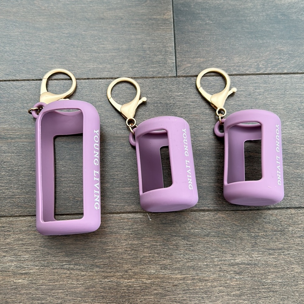 ✨Host Pick✨YOUNG LIVING Lilac Purple Silicone Holders, Essential Oil, Sanitizer